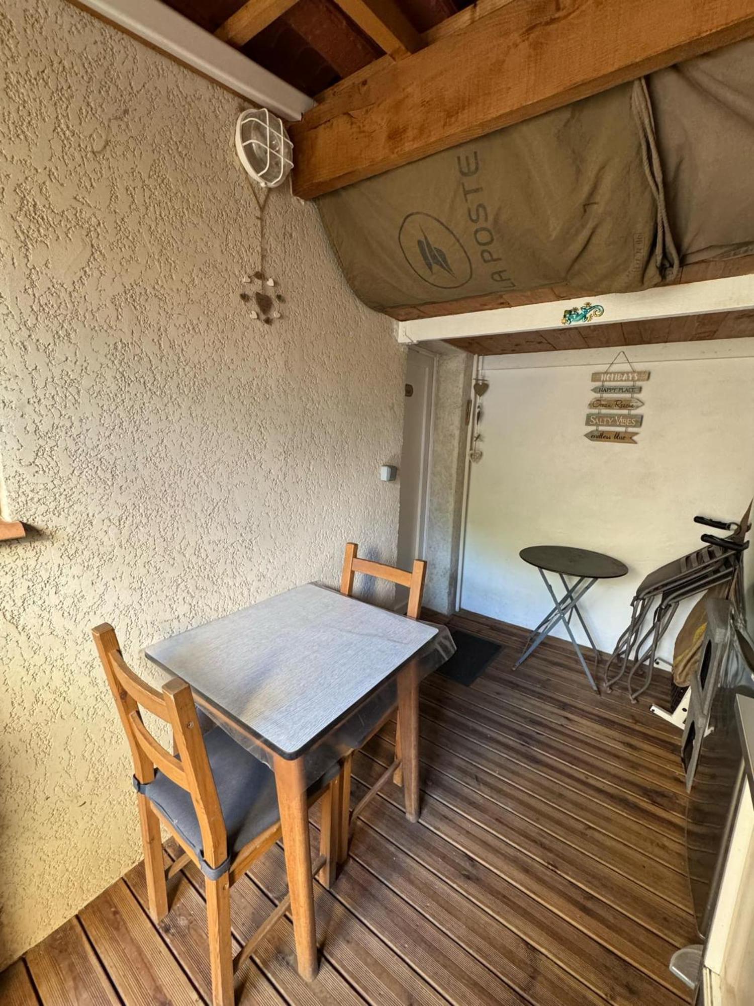Chez Christian Et Valerie Διαμέρισμα Rocbaron Εξωτερικό φωτογραφία
